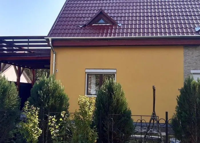 아파트 Fenyves House *